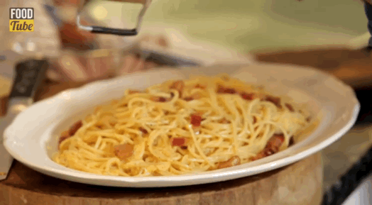 이탈리아 쉐프가 알려주는 정통 까르보나라 만들기.gif | 인스티즈