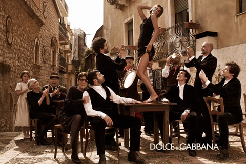 금수저들 난입 전 섹시하고 유니크하고 난리났던 돌체앤가바나 광고 | 인스티즈