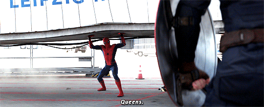 몰랐는데 시빌워에서 캡아가 스파이디한테 어디서 왔냐고 물은 거 사실.gif | 인스티즈