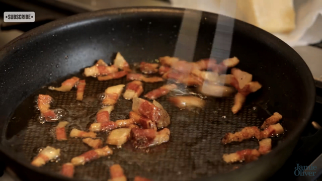 이탈리아 쉐프가 알려주는 정통 까르보나라 만들기.gif | 인스티즈