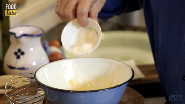 이탈리아 쉐프가 알려주는 정통 까르보나라 만들기.gif | 인스티즈