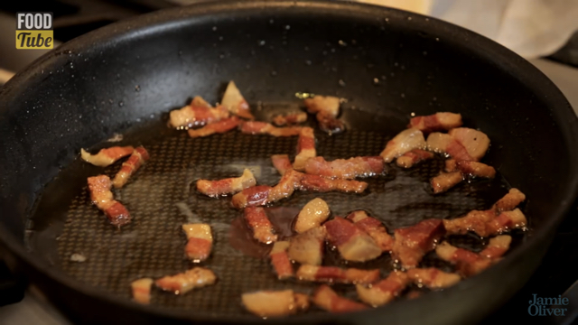 이탈리아 쉐프가 알려주는 정통 까르보나라 만들기.gif | 인스티즈