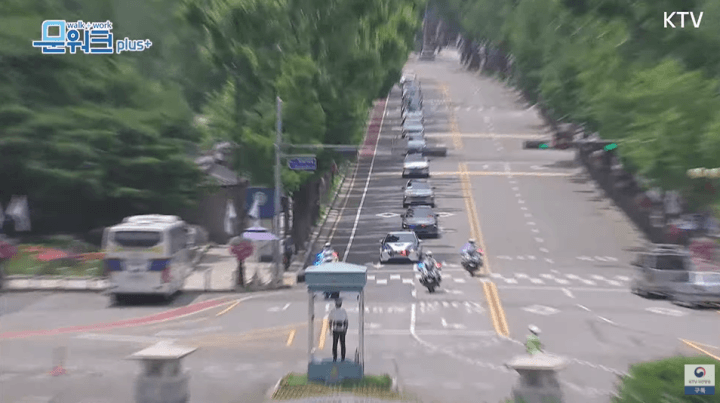 오늘 문재인 대통령이 국빈급에 준하는 의전을 준비한 이유.gif | 인스티즈