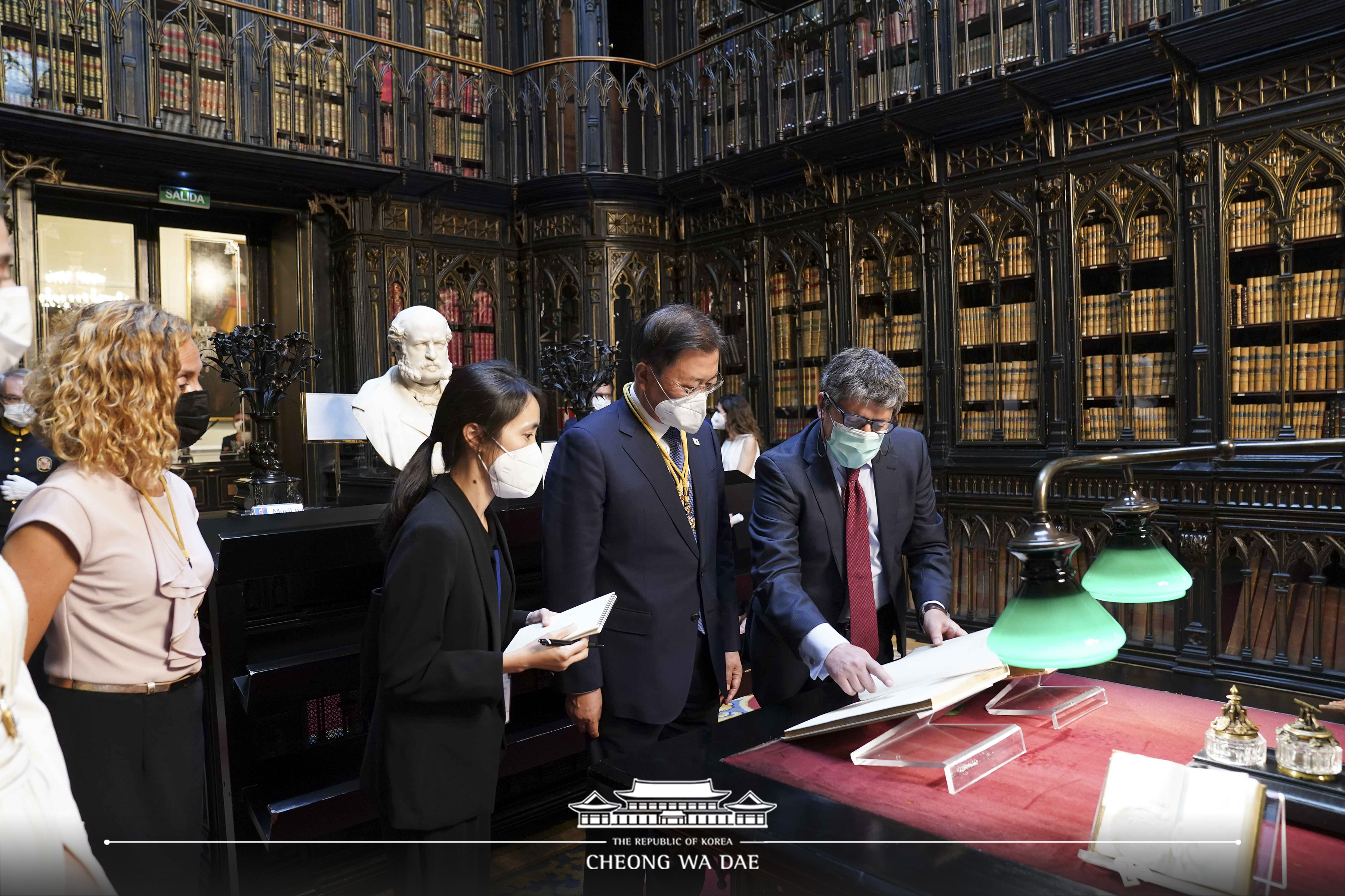 감탄만 나오는 문프의 스페인 국빈방문 하이라이트.jpgif | 인스티즈