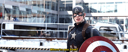 몰랐는데 시빌워에서 캡아가 스파이디한테 어디서 왔냐고 물은 거 사실.gif | 인스티즈