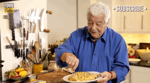 이탈리아 쉐프가 알려주는 정통 까르보나라 만들기.gif | 인스티즈