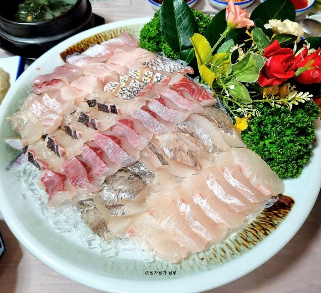부산 맛집 - Soul Lounge - 소울드레서 (SoulDresser) 소울드레서 (SoulDresser)