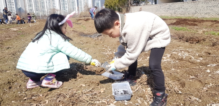 더블클릭을 하시면 이미지를 수정할 수 있습니다