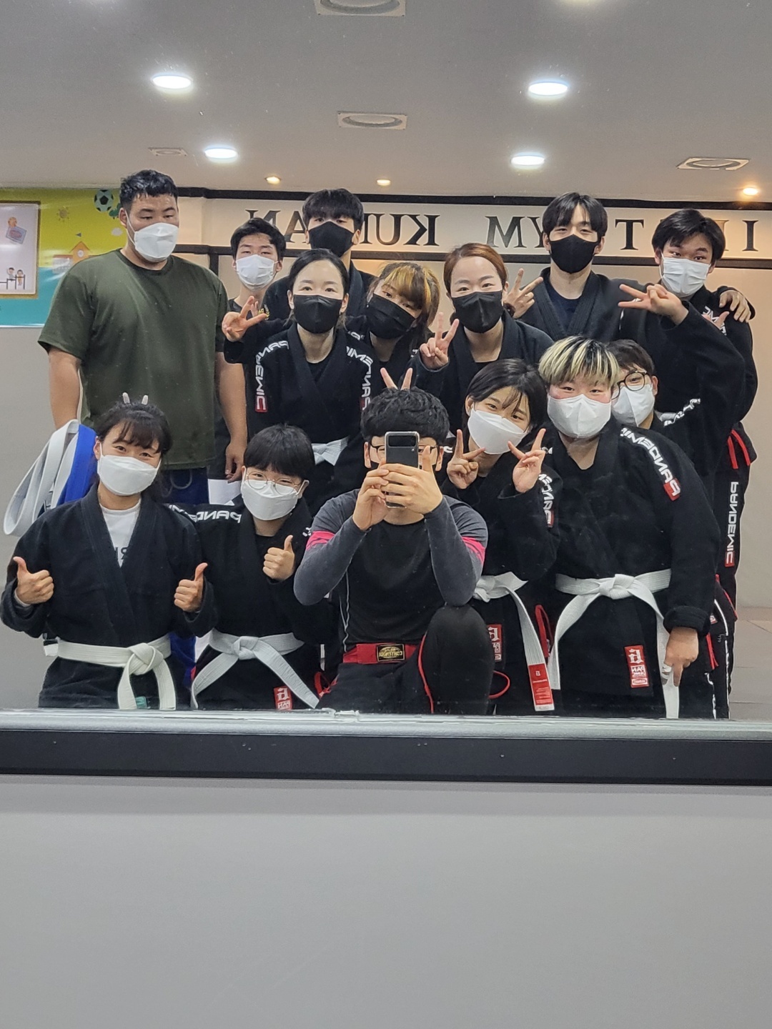 권*우 이미지