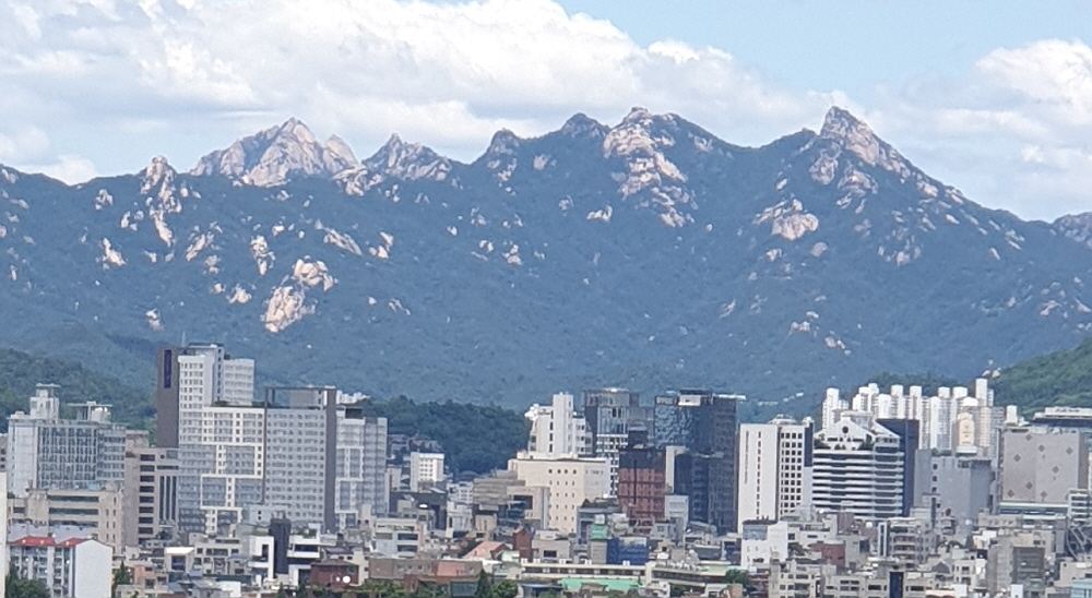 북한산 전경 이미지