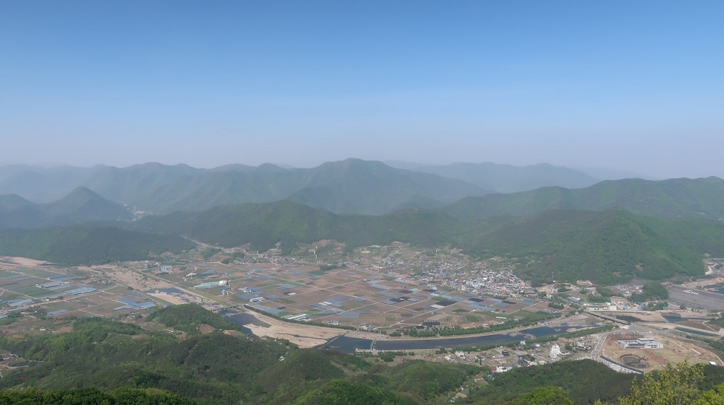 정상에서 바라본 청도군 전경도 이미지