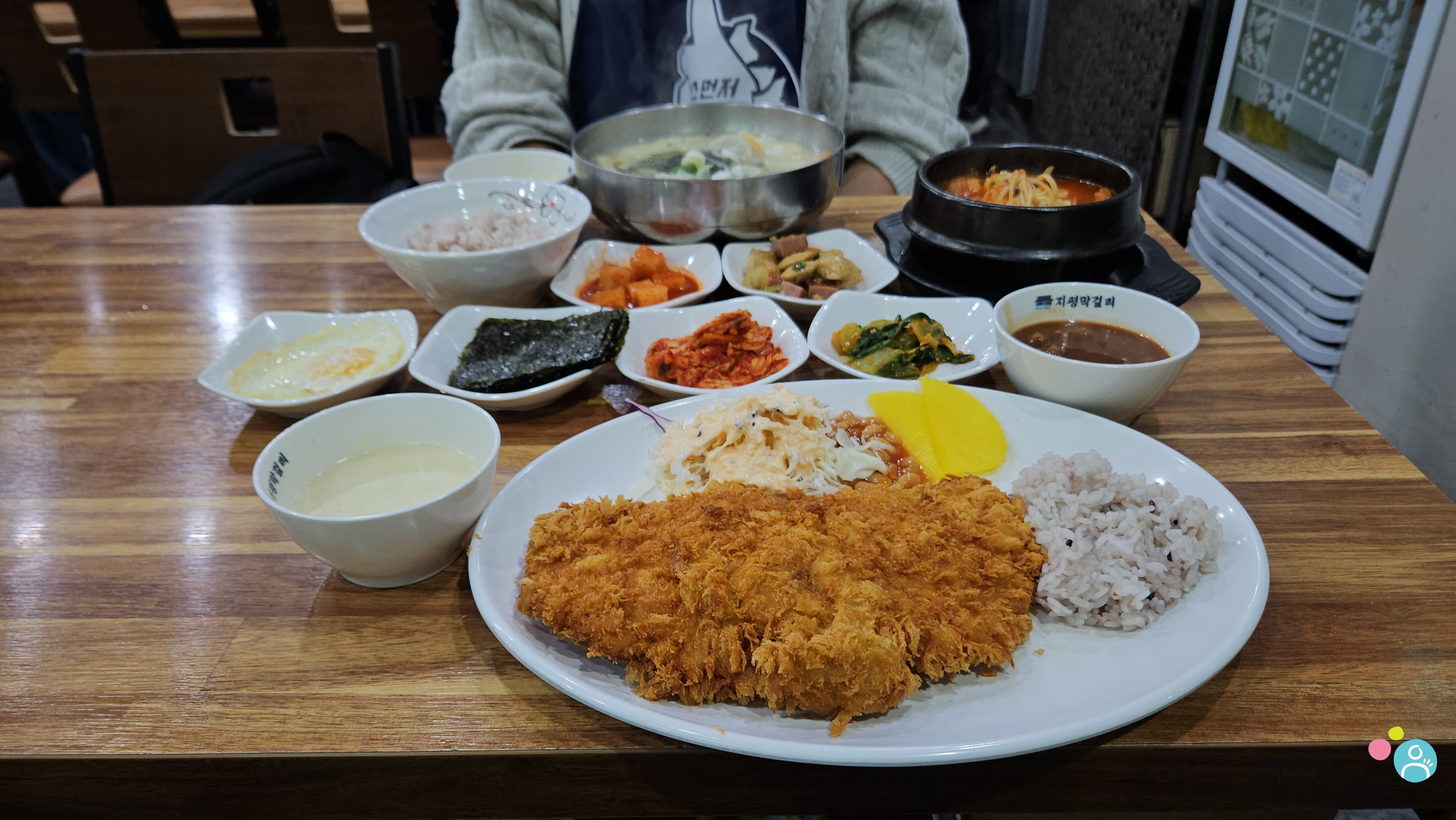 얼큰이왕냉면 이미지