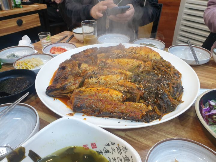진사댁 명태덕장 이미지