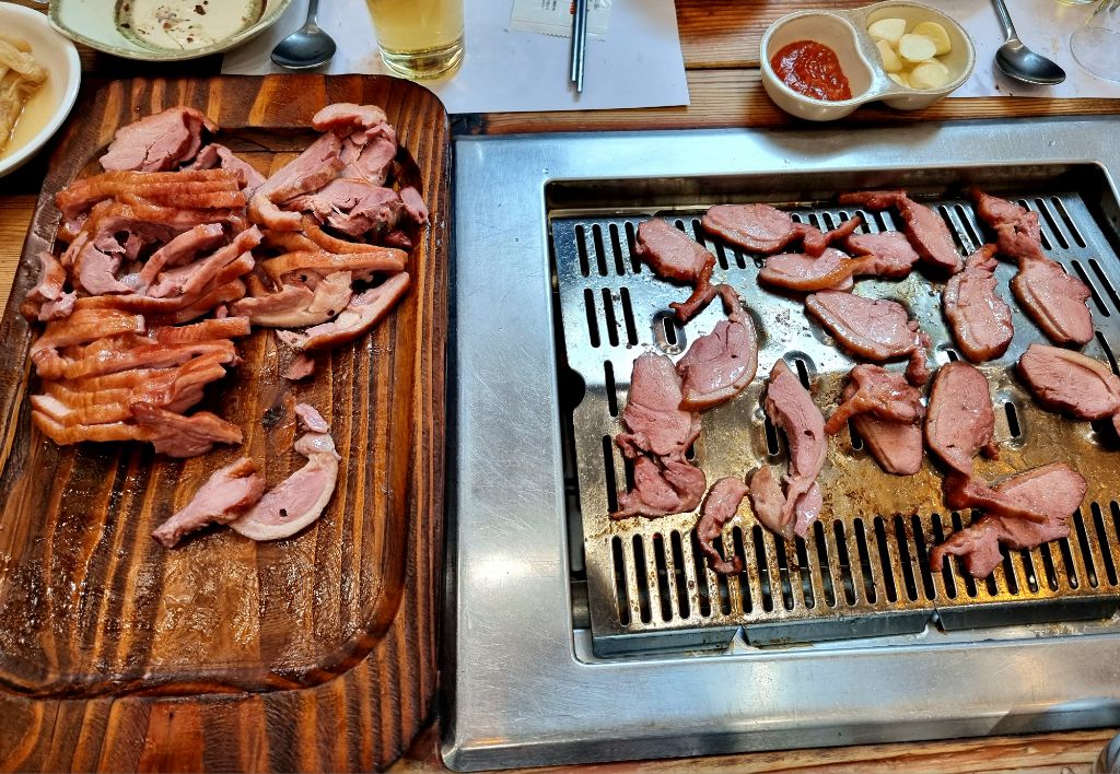 유황생오리 이미지