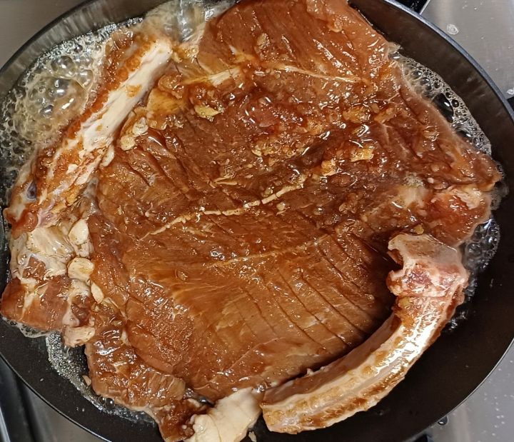 왕돼지 이미지