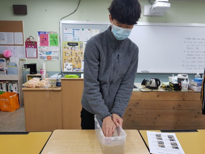 몰드와캐스트 이미지