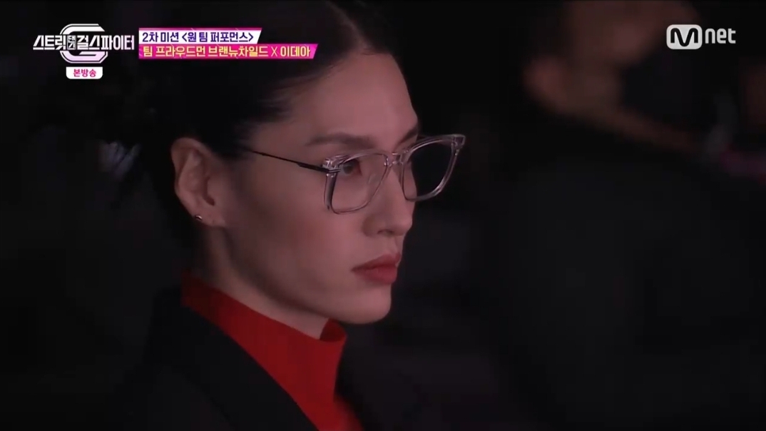 [스걸파] 즉석에서 의상 리폼해서 차이 만드는 모니카 | 인스티즈