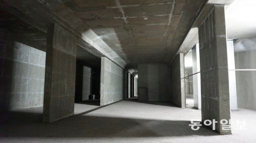 수도 한복판에 버려진 지하철역이 있다? | 인스티즈