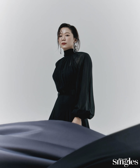 이선균한테 평범하게 커피차 안보내는 전혜진 | 인스티즈