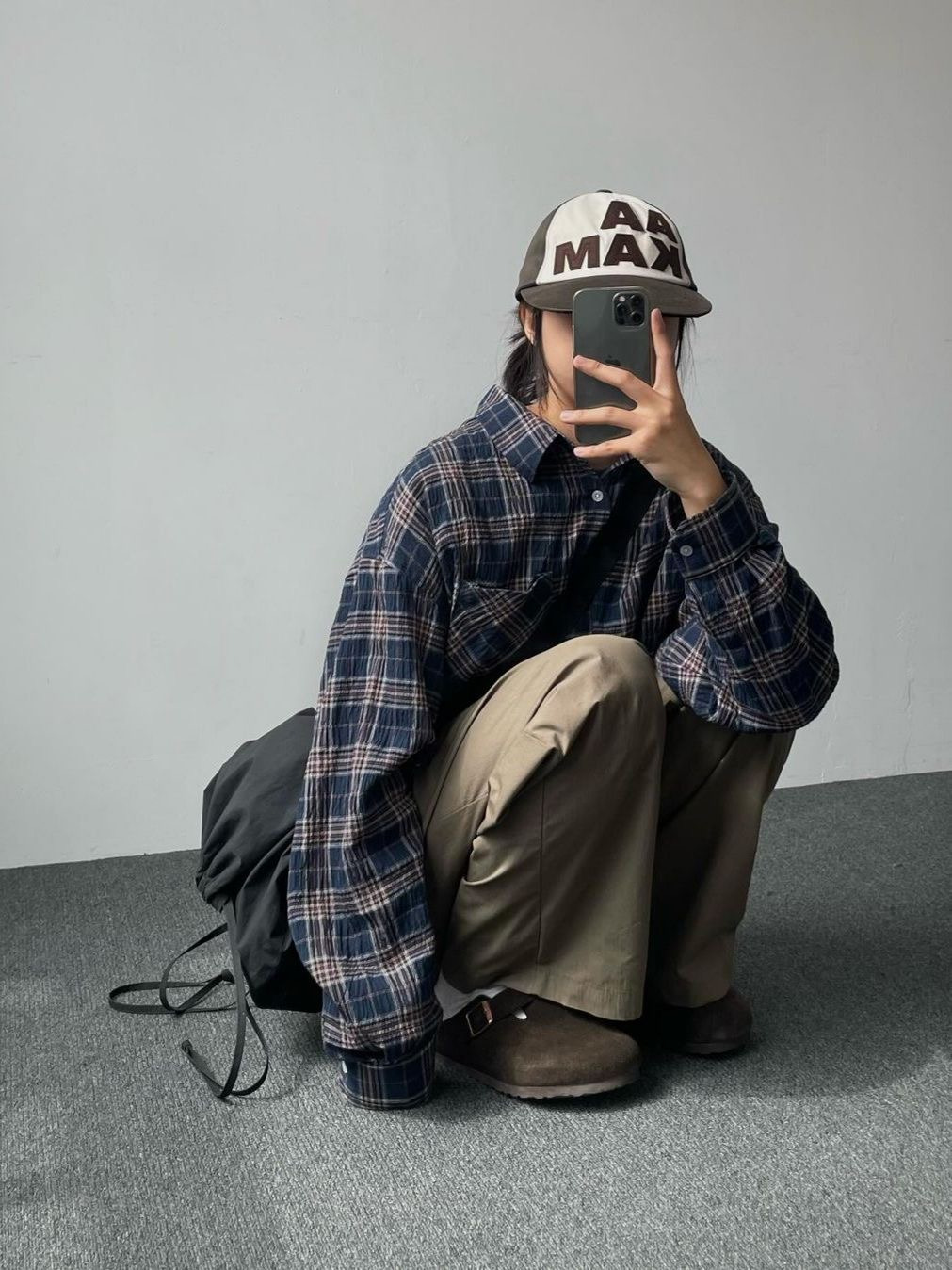 편안한 상의 + 와이드팬츠 + 투박한 신발 = 여자의 가을🍁 | 인스티즈