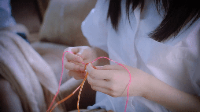 뉴진스 버블검 뮤직비디오 감독이 쓴 작업 후기 | 인스티즈