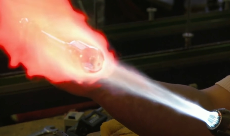 크리스마스 트리의 오너먼트는 어떻게 만들어질까?...gif | 인스티즈