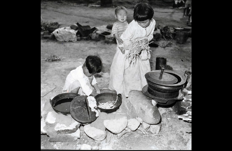 2차대전 패전 이후 일본의 서민 밥상.....jpg | 인스티즈