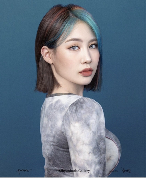 2022년에 시현하다에서 찍은 연예인 사진 모음 - 악플달면... 차분한 20대들의 알흠다운 공간 2022년에 시현하다에서 찍은 연예인 사진 모음