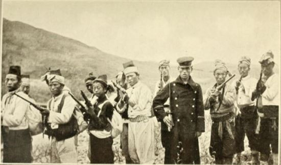 조-센징의 탑 140조각내어 도둑질ww(포장도 못 뜯음) | 인스티즈