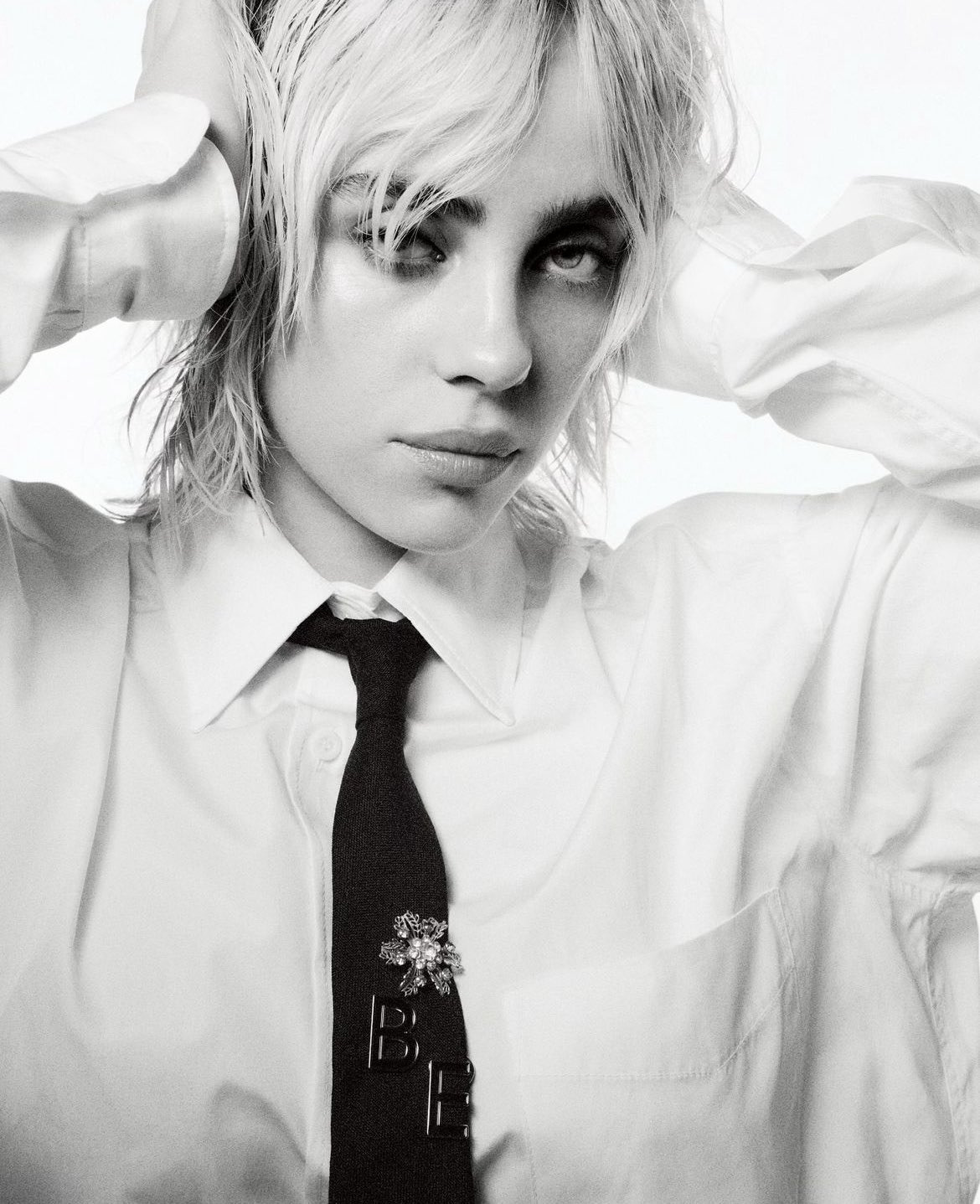 빌리 아일리시 보그 11월호 커버&화보 | 인스티즈