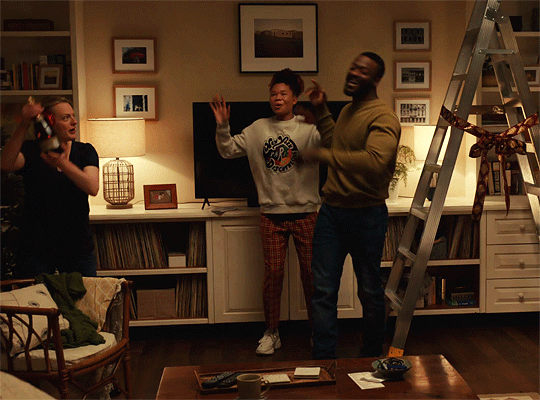 소시오패스 남편한테서 도망친 후 몇주 뒤 남편이 자살했다는 소식을 들었는데...gif | 인스티즈