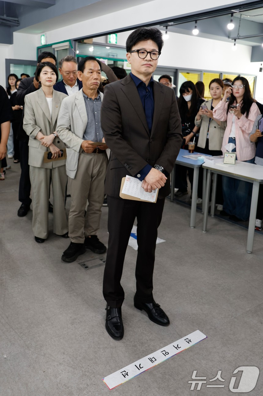 한동훈 투표룩 비교 | 인스티즈