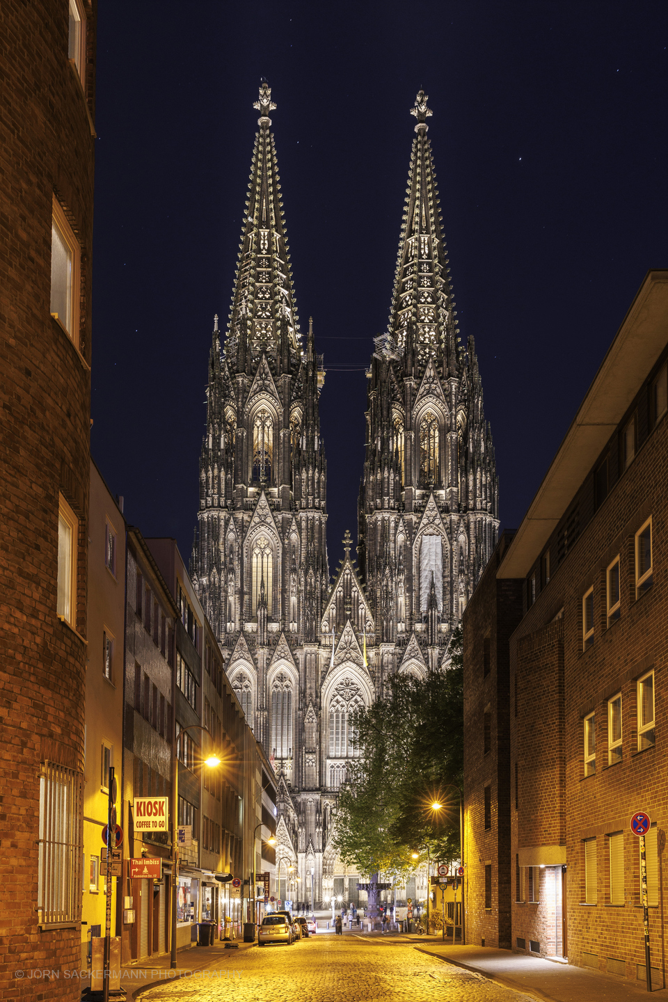 632년 걸려서 지은 쾰른 대성당 | 인스티즈