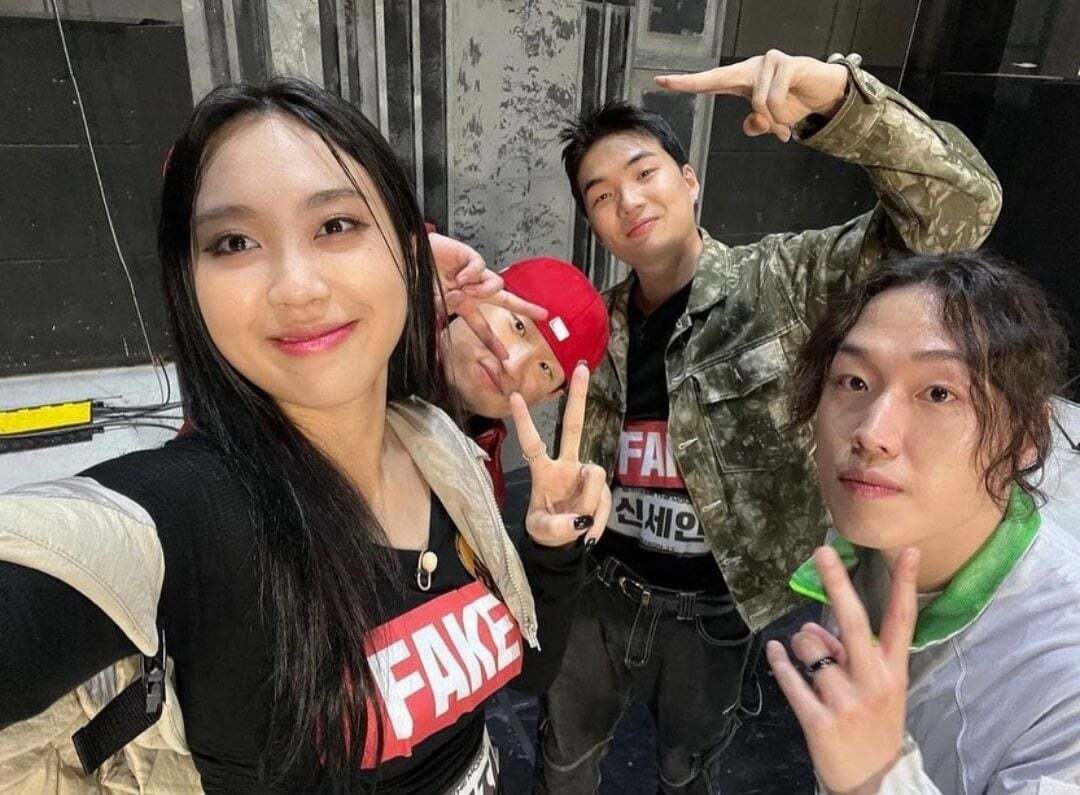 요즘 이영지 인스타보면 최애만 다른 카메라로 찍어올리는거같음 | 인스티즈