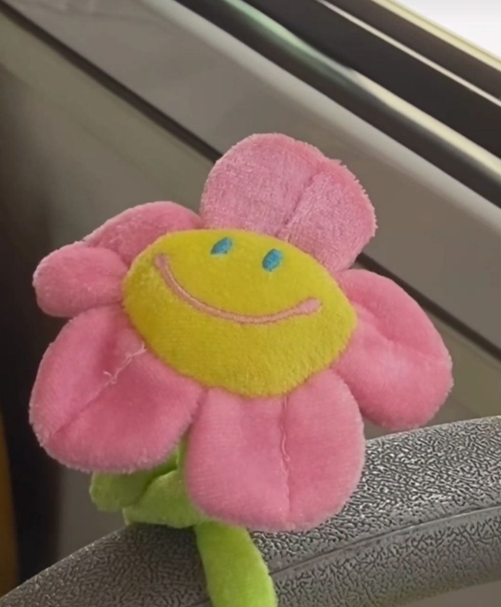 대구에 있다는 인형 주렁주렁 버스 | 인스티즈