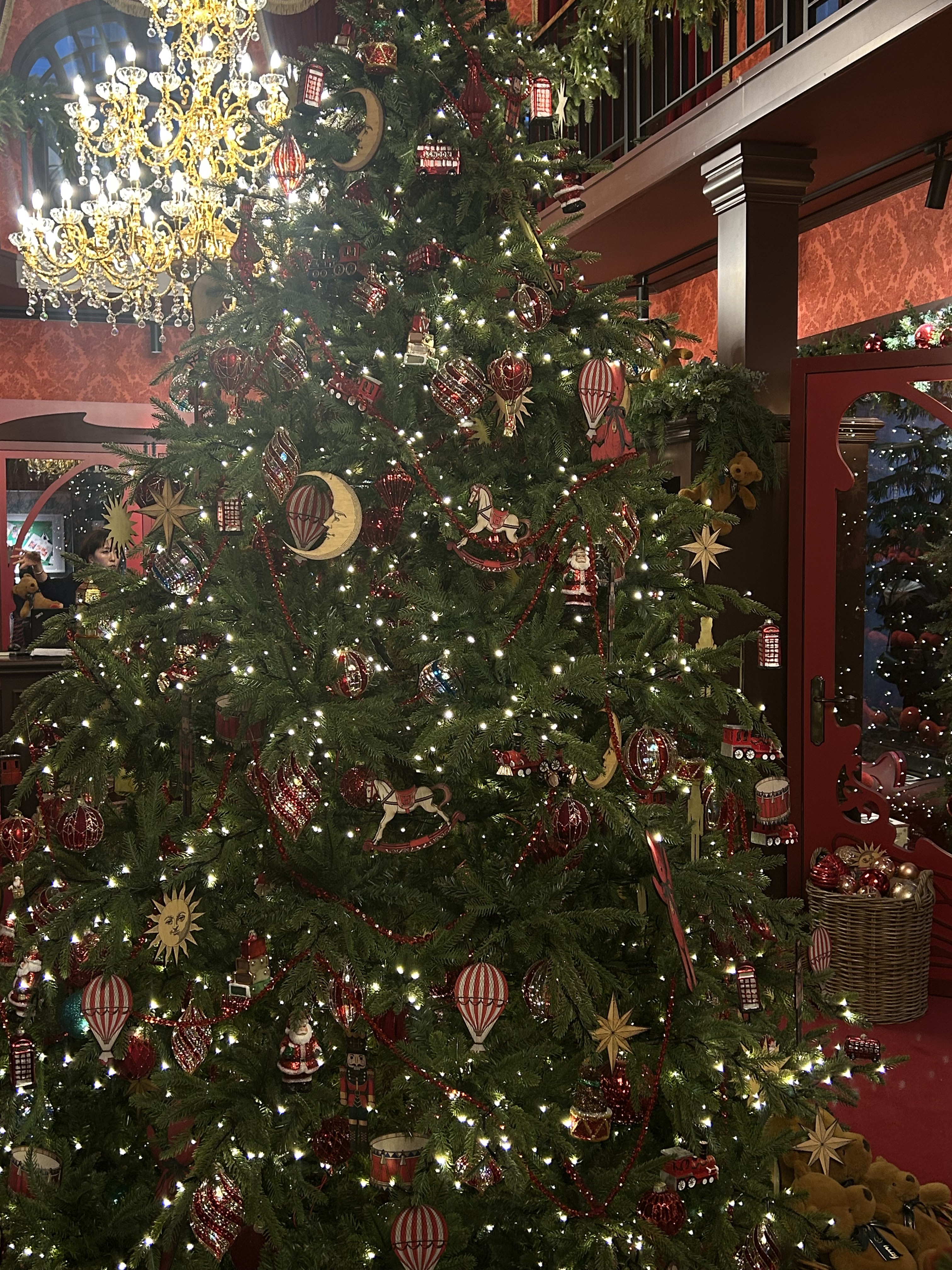 벌써 인기 엄청난 여의도 더현대 크리스마스 빌리지 해리의 꿈의 상점 | 인스티즈