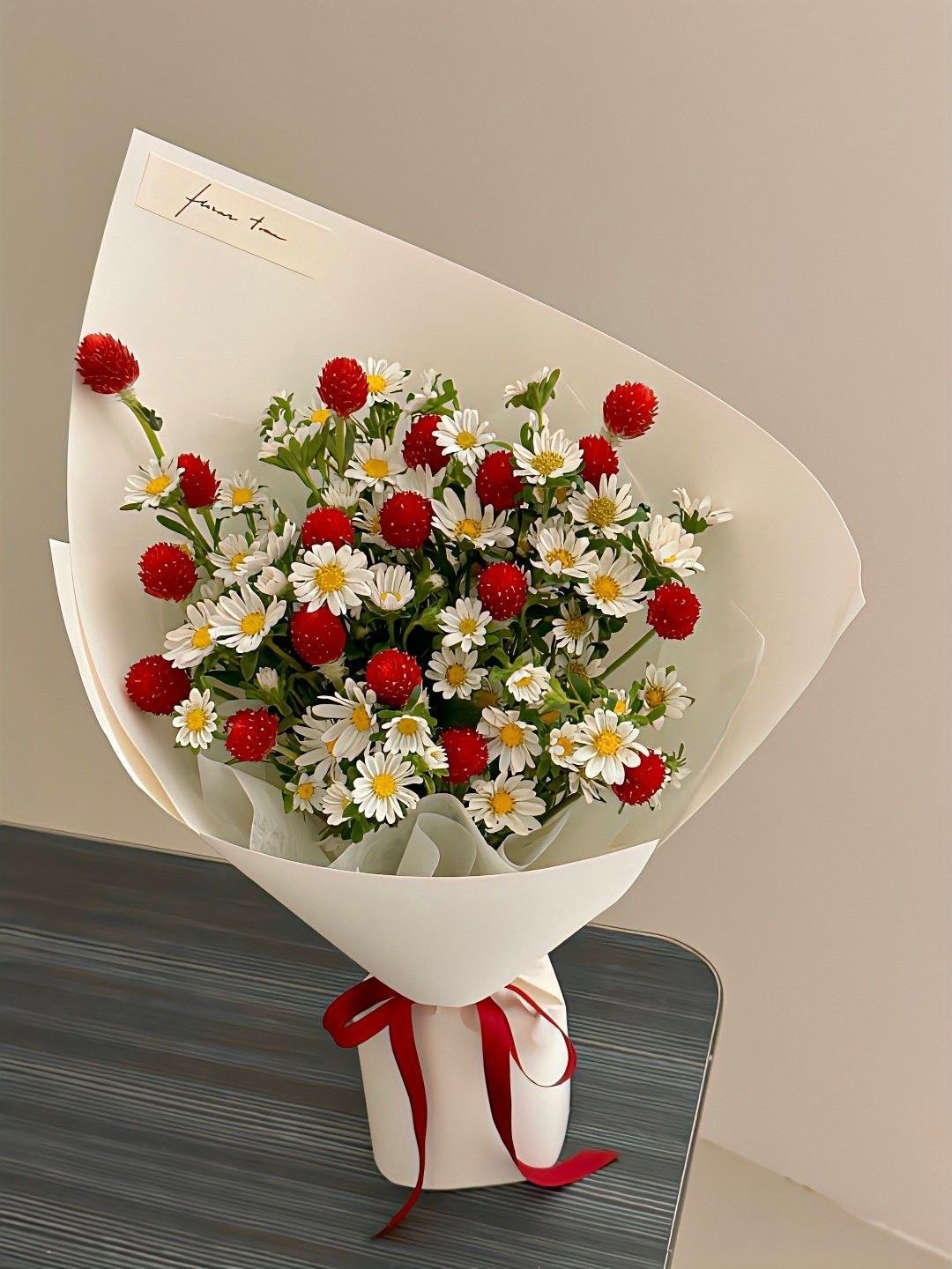 🙋: 싼티 안 나는 걸로 주세요... 주문하신 꽃다발 나왔습니다 💐🪻 | 인스티즈