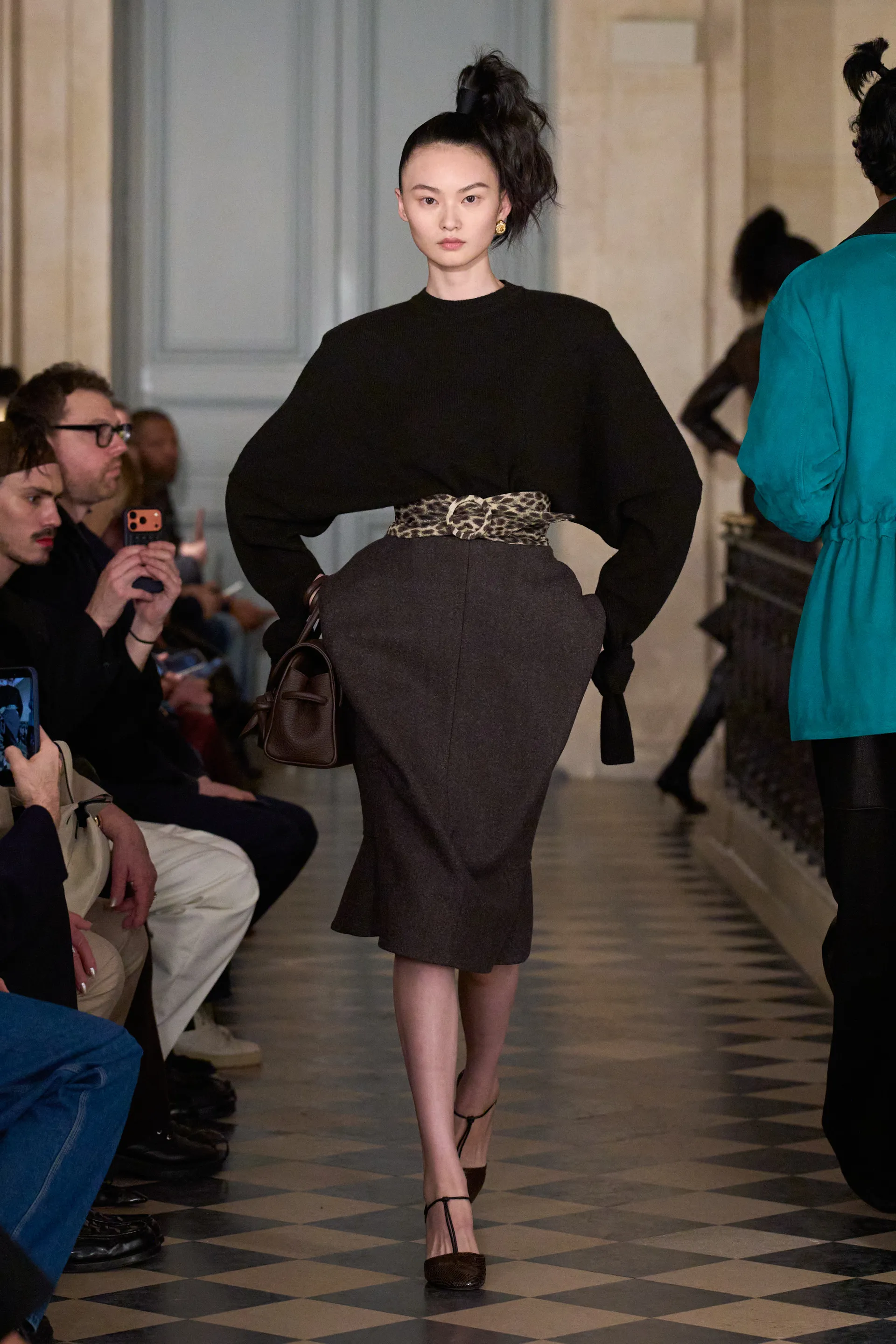 피카소에게 바쳤다는 쟈크뮈스 신상 제품들 | 인스티즈