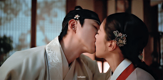 한복입고하는로맨스가최고라고생각함 | 인스티즈