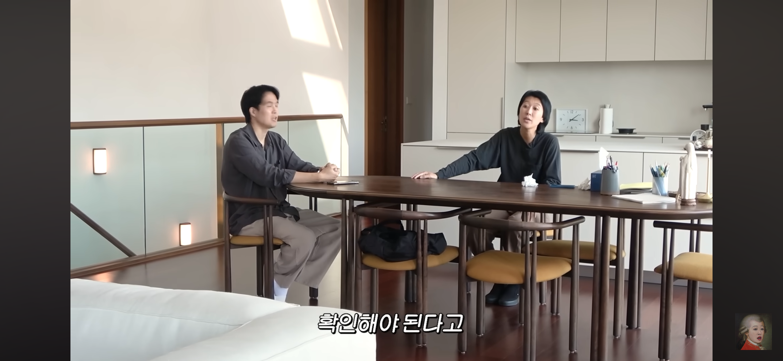 홍진경 동생 : 엄마 이건 때려야 돼 | 인스티즈