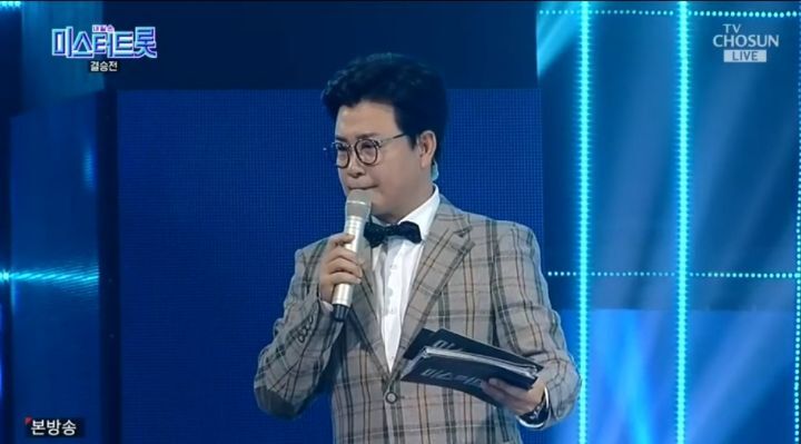 0f7d09392b0dfb8b890f7b3e0b993d75f51467f0