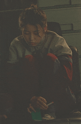 배우님들 담배씬 흡연 연기 모음.gif - 악플달면 쩌리쩌려버려 ..., حجم الصورة 280x426