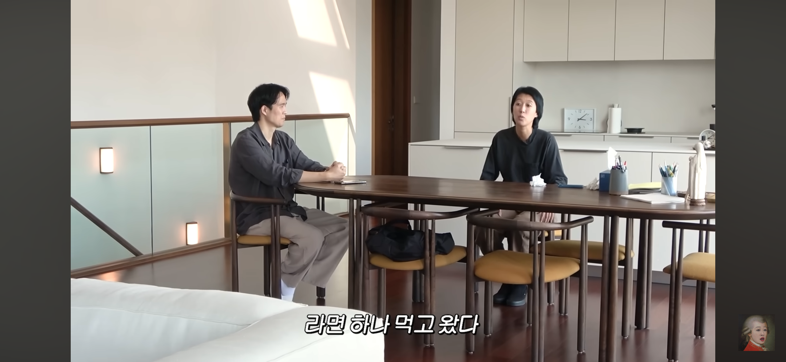 홍진경 동생 : 엄마 이건 때려야 돼 | 인스티즈