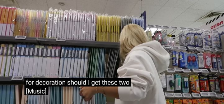 블랙핑크 콘서트 리사를 위해 선물준비한 씨엘씨 쏜(ft.민니) | 인스티즈