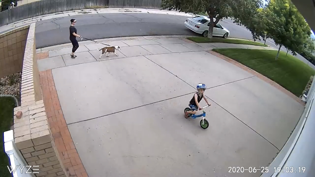 옆집애가 자꾸 우리집 주차장에서 자전거를 타길래 조치를 취했습니다 | 인스티즈