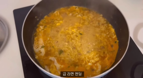 중남이 한국인 여친 생일날 해준것들.jpg | 인스티즈