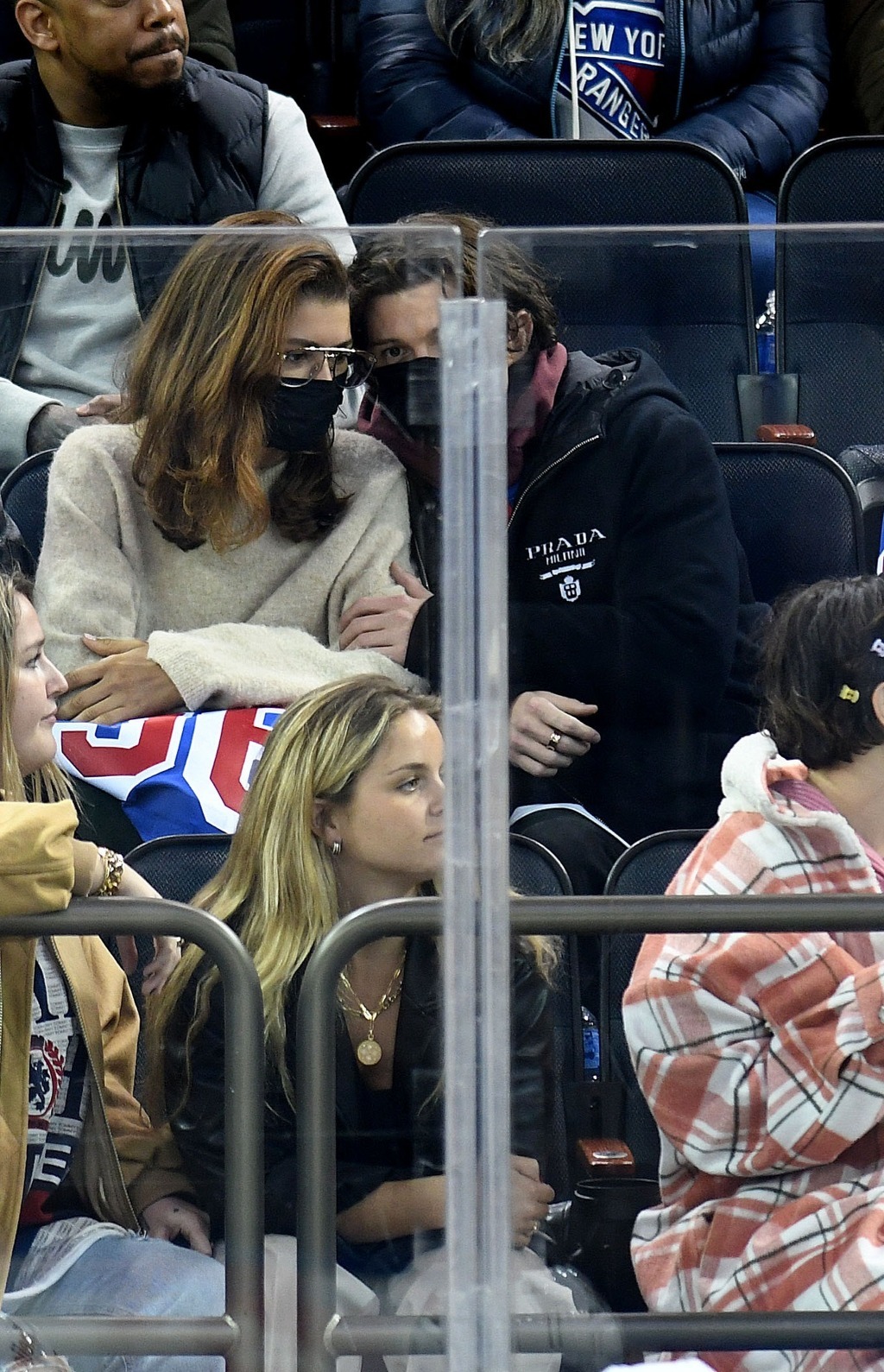 젠데이아 완전 다정하고 세심해서 돌겠는 달글 | 인스티즈