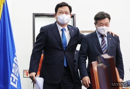 이재명이 대선후보 되고 싶어서 송영길을 때려서 깁스한거라며? | 인스티즈