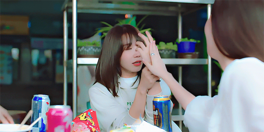 실제로 술 마시면서 촬영했다는 드라마.gif | 인스티즈