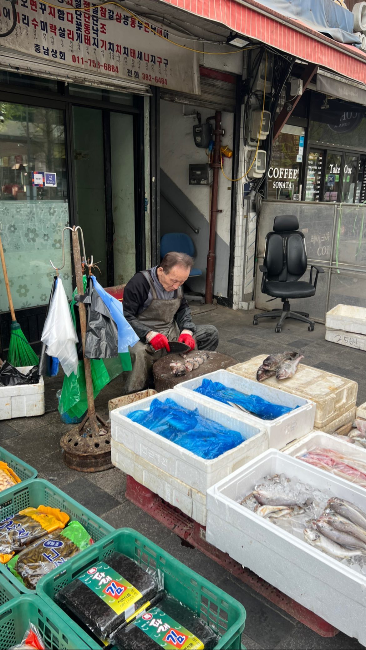 1b33a48722989bbfb71fee71734cf2812efeea21